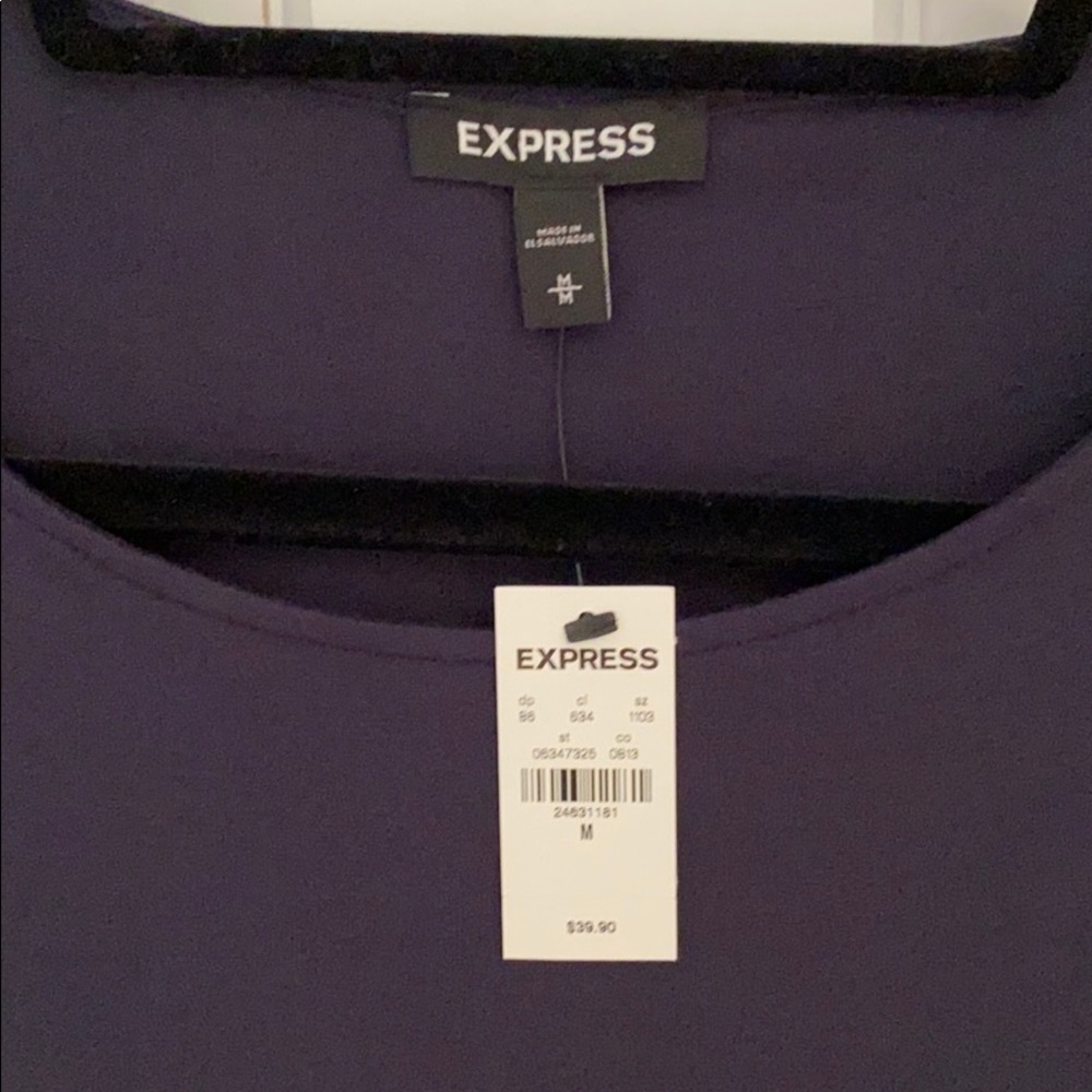 Express Top with Ruffle Sleeve - Picture 3 of 6